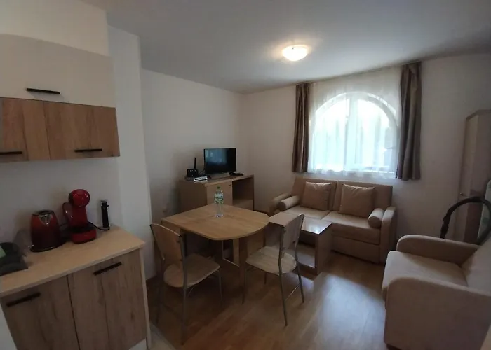 Messambria - Bastet Bs Apartman Napospart